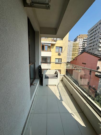 Apartament cu 2 camere decomandat în Mihai Bravu