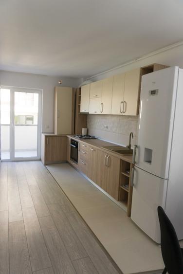 Apartament cu 3 camere decomandat în Calea Turzii