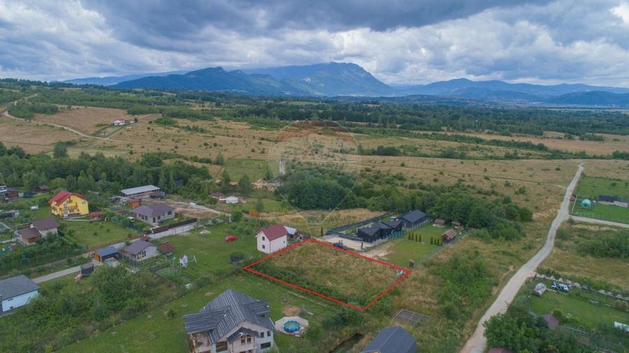 Teren Construcții intravilan de 1000 mp, în Glăjărie