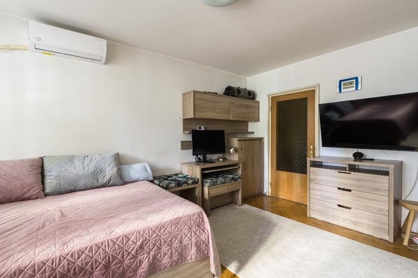 Apartament cu 3 camere, mobilat în Drumul Taberei