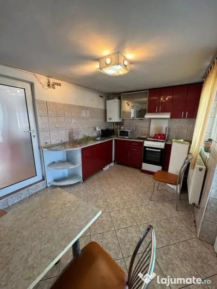 Casă cu 3 camere cu Teren 3300 Mp în Coltău