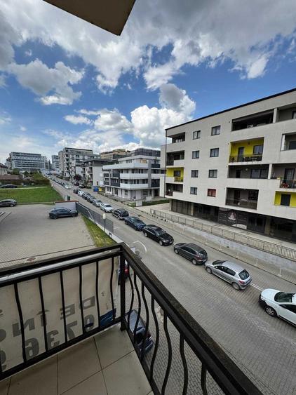 Apartament cu 2 camere semidecomandat în Dosu Bricii