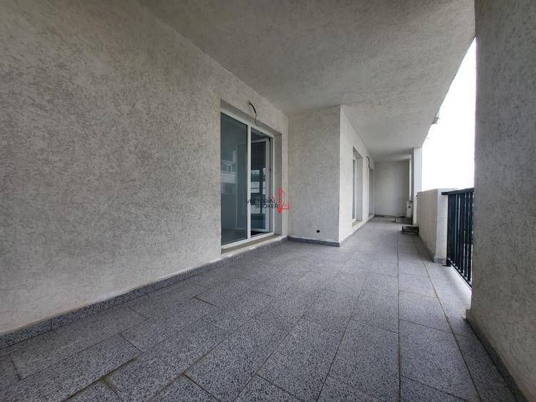 Apartament cu 3 camere decomandat în Theodor Pallady