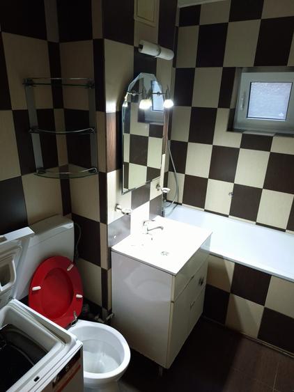 Apartament cu 2 camere decomandat în Teilor