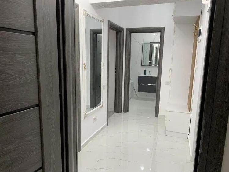 Apartament cu 2 camere decomandat în Drumul Taberei