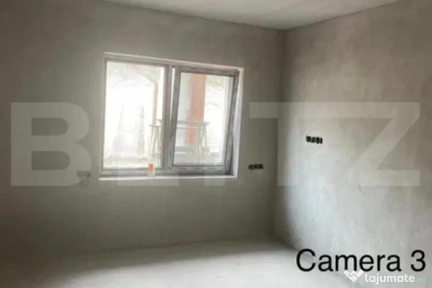 Casă cu 3 camere cu Teren 1354 Mp în Central