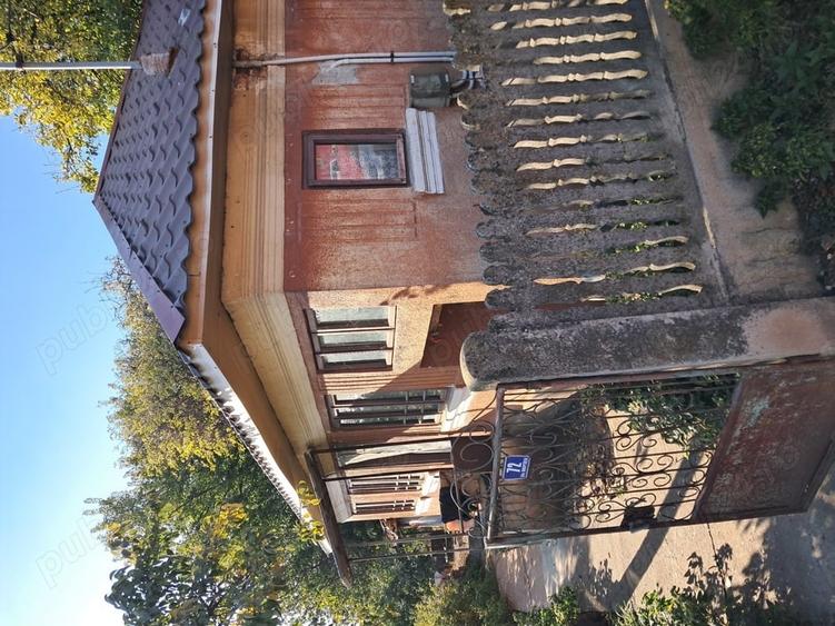 Casă cu 3 camere cu Teren 1354 Mp în Segarcea