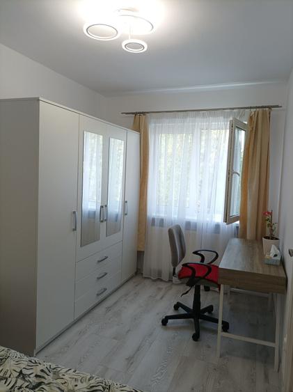 Apartament cu 3 camere semidecomandat în Hipodrom 1