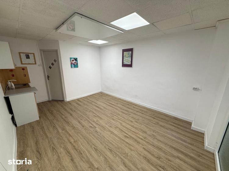 Spațiu comercial, de 31 mp, în Tractorul