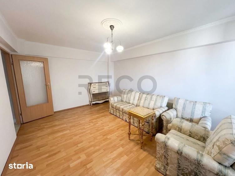 Apartament cu 4 camere decomandat în Nufărul