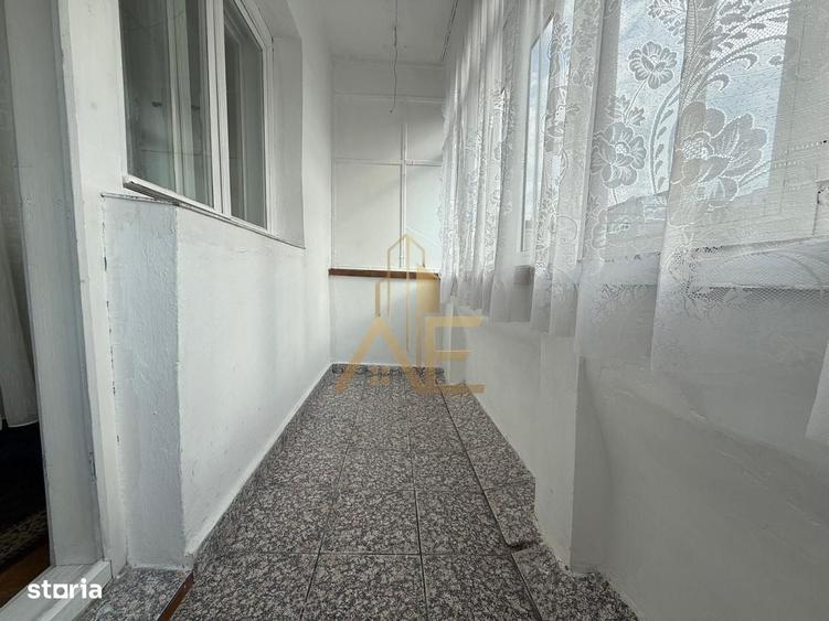 Apartament cu 3 camere decomandat în Nănești