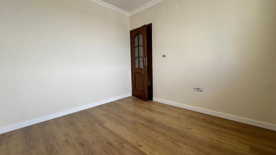 Duplex cu 4 camere cu Canalizare în Giroc