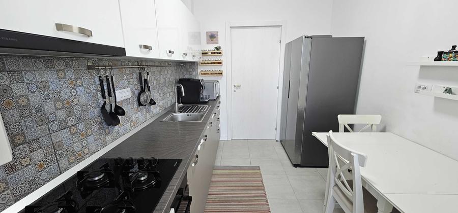 Apartament cu 3 camere decomandat în Titan