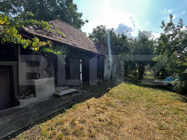 Casă individuală cu 2 camere cu Teren 1700 Mp în Rediu