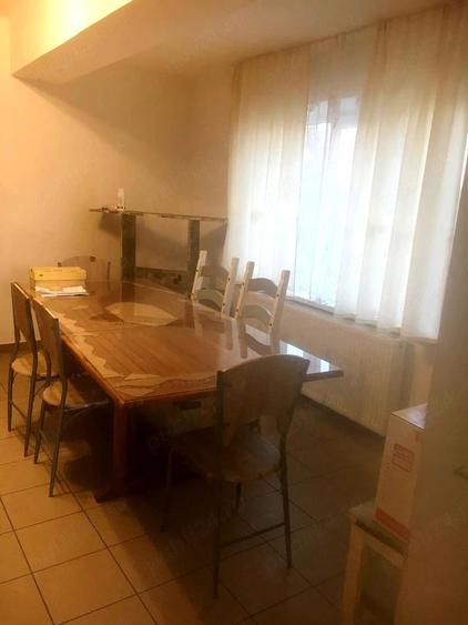 Casă cu Teren 3000 Mp în Central