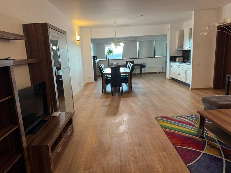 Apartament cu 3 camere decomandat, mobilat în Grozăvești