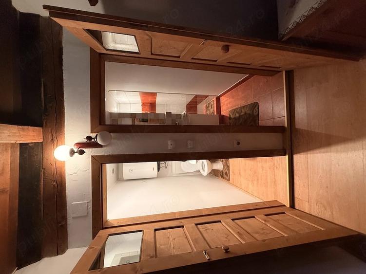 Casă cu 3 camere cu Teren 1500 Mp în Livezeni