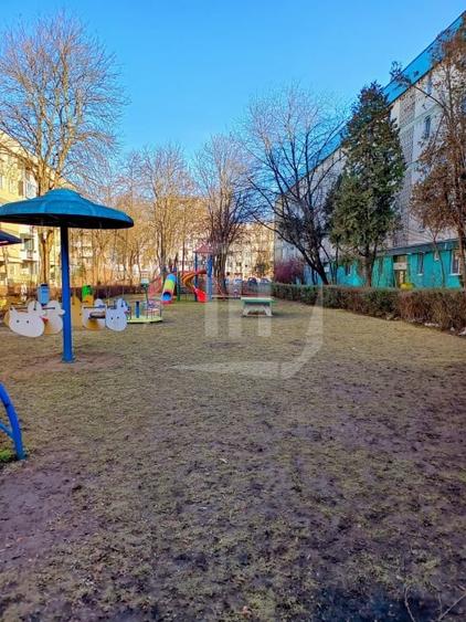 Apartament cu 3 camere decomandat, mobilat în Gheorgheni