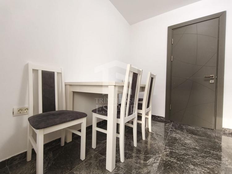 Apartament cu 3 camere decomandat, mobilat în Central
