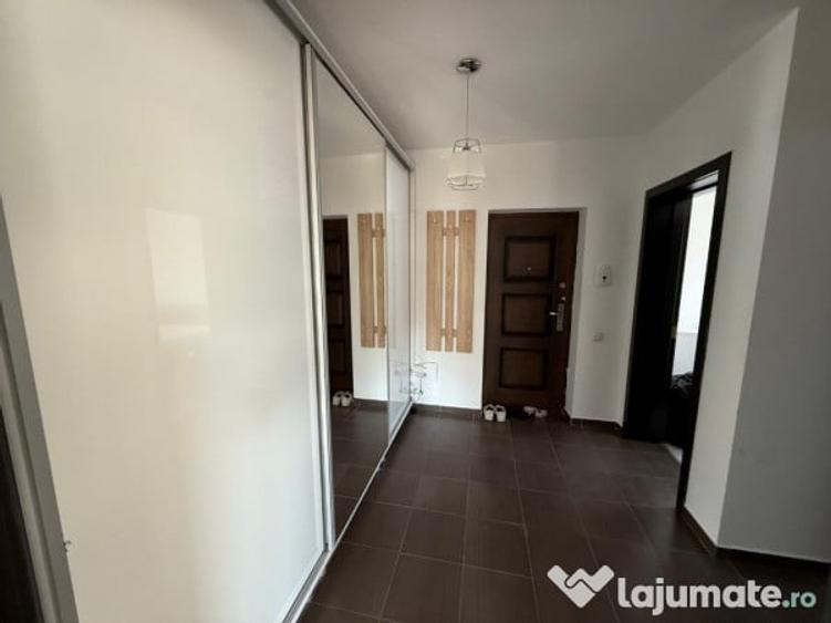 Apartament cu 2 camere decomandat în Sânpetru