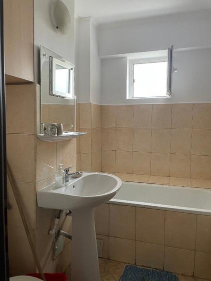 Apartament cu 2 camere decomandat în Zahana