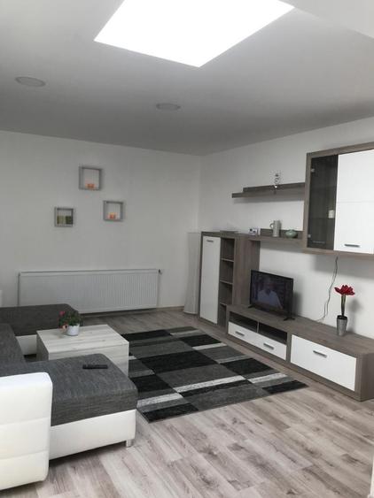 Apartament cu 2 camere decomandat în Griviței