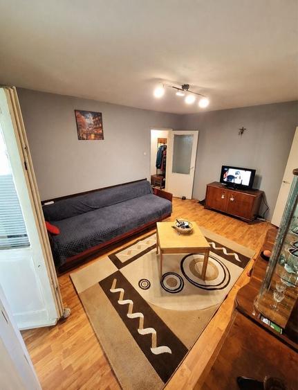 Apartament 2 camere,Etaj 2/4 - 3
