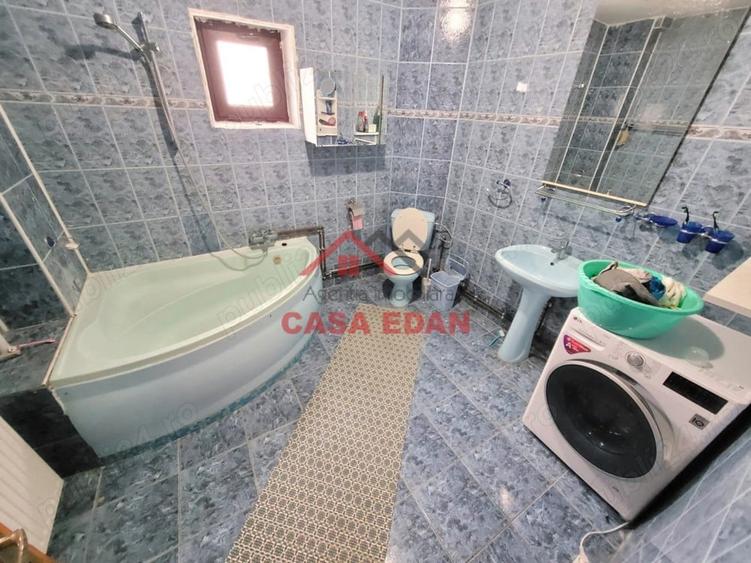 Casă cu 6 camere în Câmpina