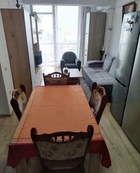 Apartament cu 2 camere decomandat în Hipodrom 3