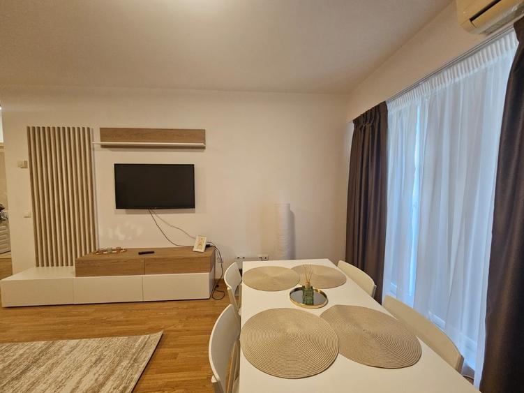 Apartament cu 2 camere decomandat în Costin Georgian