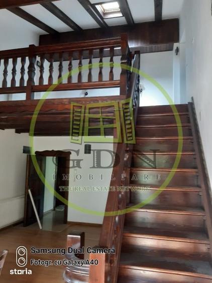 Apartament cu 3 camere, mobilat în Clăbucet