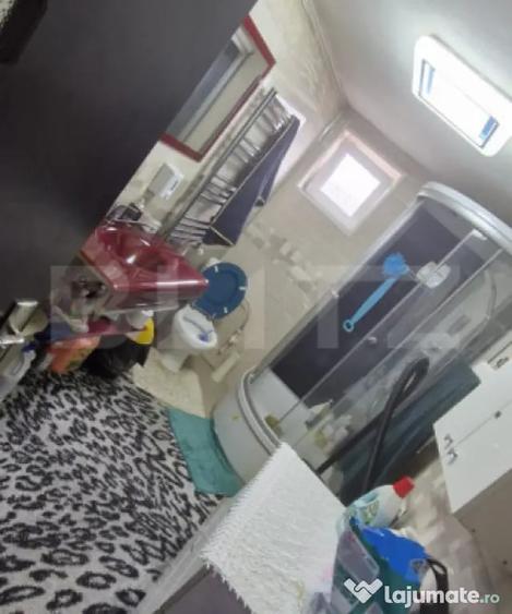 Casă cu 3 camere cu Teren 1000 Mp în Central