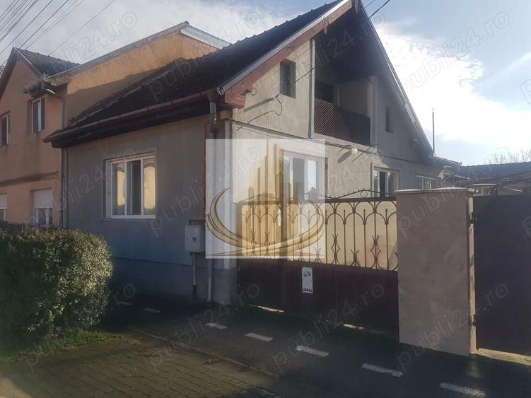 Casă individuală cu 3 camere cu Canalizare în Mehala