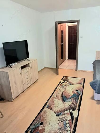Garsonieră semidecomandată în Basarabia