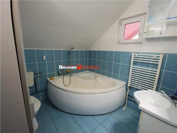 Casă cu 3 camere cu Teren 800 Mp în Central
