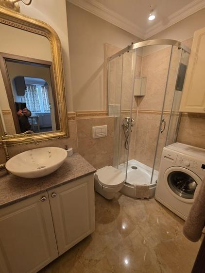 Apartament cu 2 camere decomandat, mobilat în Cantemir