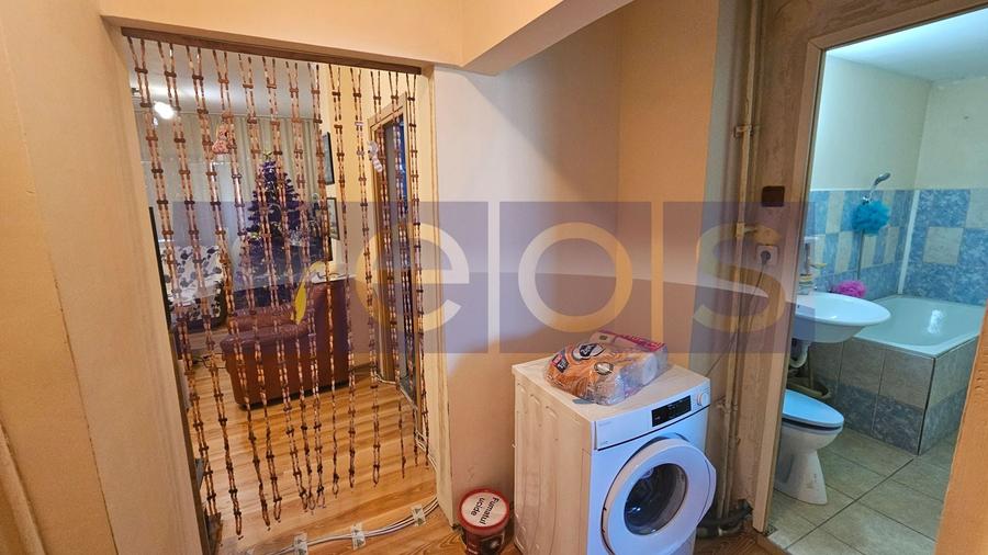 Apartament cu 4 camere decomandat în Sebastian