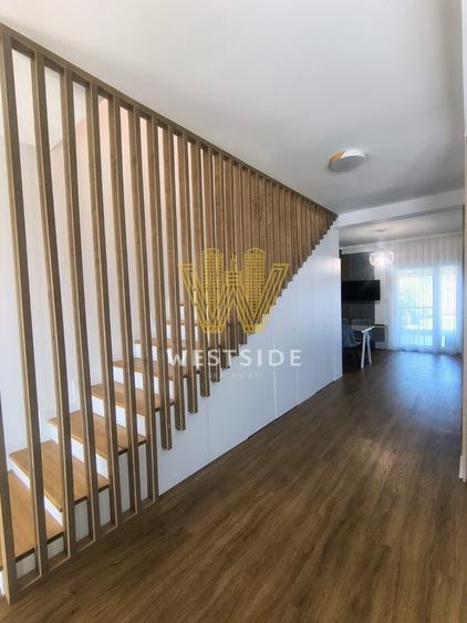 Apartament cu 4 camere decomandat, mobilat în Moșnița Nouă