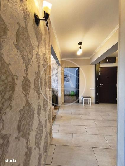 Apartament cu 4 camere decomandat în Decebal