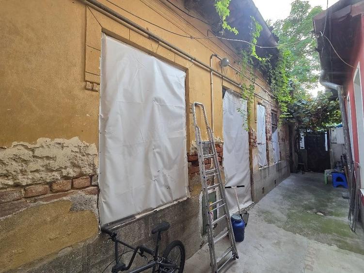 Proprietari vindem casa pe str. Viitorului intre Eminescu si ?tefan cel Mare - 5