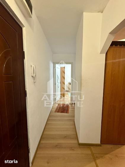 Apartament cu 2 camere decomandat în Telegrafului