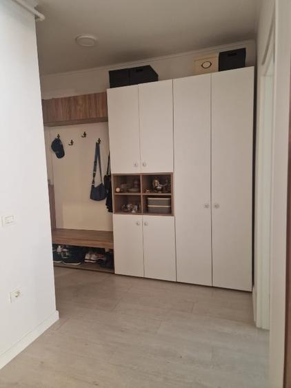 Apartament cu 2 camere decomandat, mobilat în Dumbrăvița