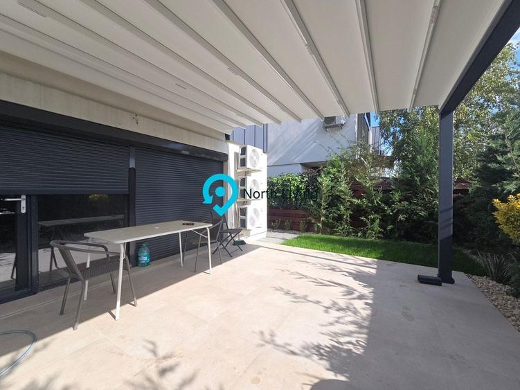 Duplex cu 5 camere cu Canalizare în Nord-Vest