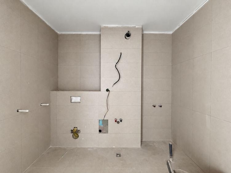 Apartament cu 2 camere decomandat în Albert