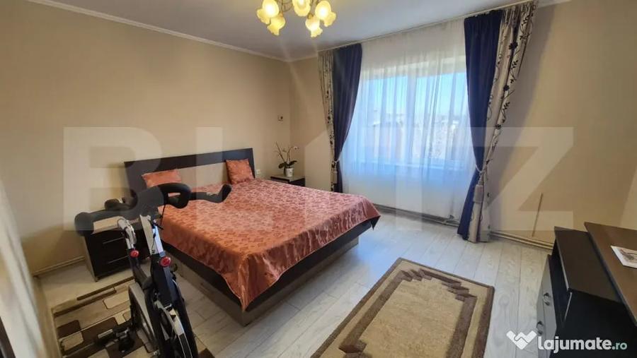 Casă cu 5 camere cu Teren 1487 Mp în Lazuri