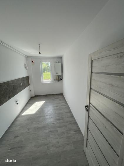 Apartament cu 2 camere decomandat în Giroc