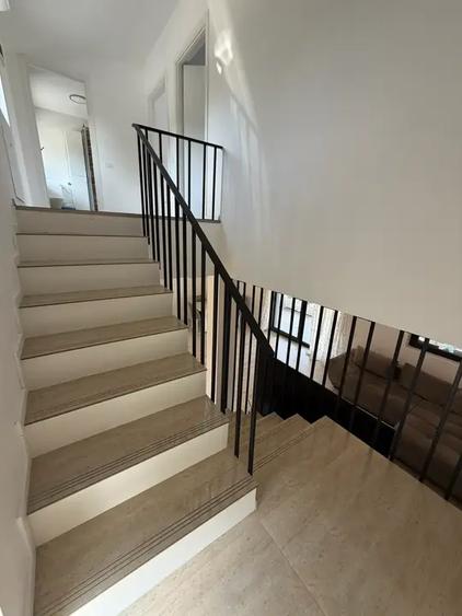 Apartament cu 4 camere semidecomandat în Buftea