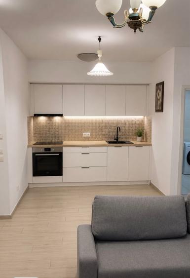 Apartament cu 2 camere semidecomandat în Băneasa
