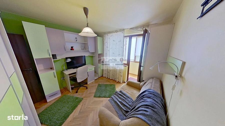 Apartament cu 4 camere în Central