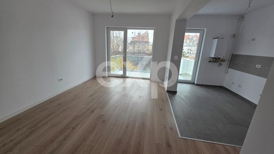 Apartament cu 3 camere decomandat în Unirii